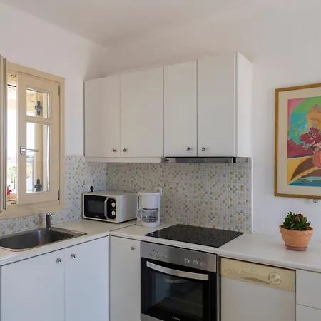 Beautiful With Sea View In Paros * Náusza
