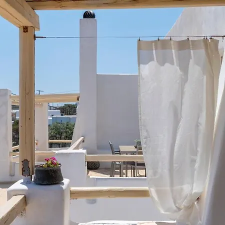 Apartman Beautiful With Sea View In Paros Náusza